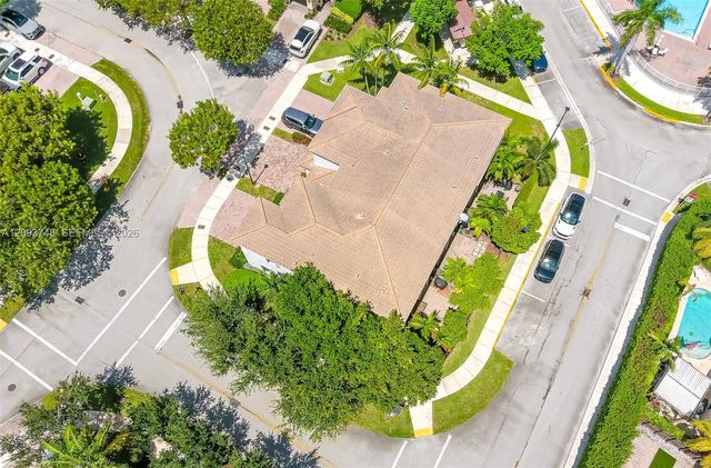 8815 NW 116th Court, Doral, FL 33178