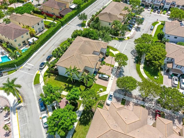 8815 NW 116th Court, Doral, FL 33178