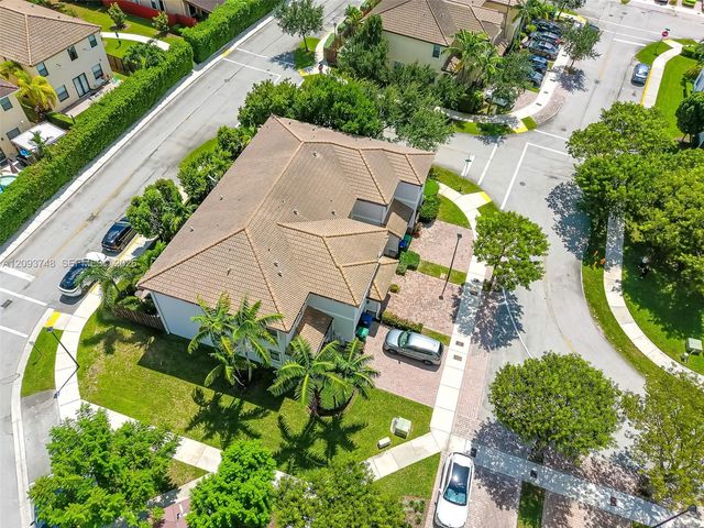 8815 NW 116th Court, Doral, FL 33178