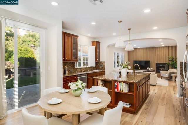 5045 Campion Dr, San Ramon, CA 94582