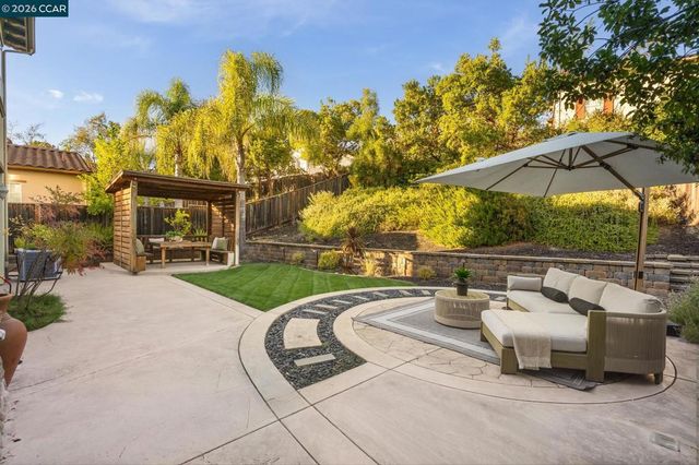 5045 Campion Dr, San Ramon, CA 94582