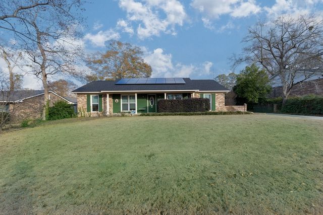 6104 Windsor Drive, Columbus, GA 31909