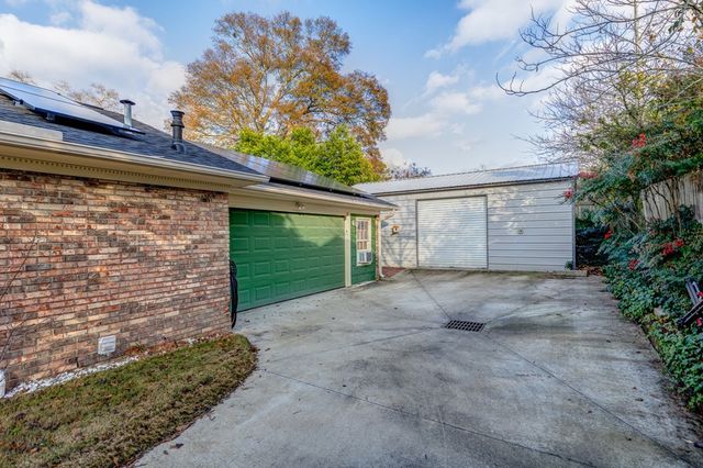 6104 Windsor Drive, Columbus, GA 31909