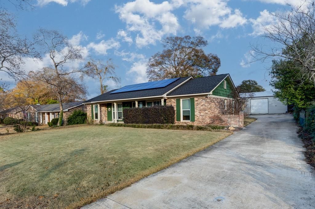 6104 Windsor Drive, Columbus, GA 31909