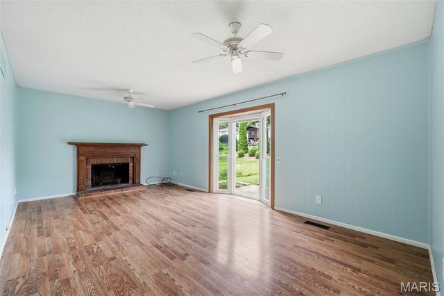 1737 Rosearbor Drive, St Louis, MO 63146