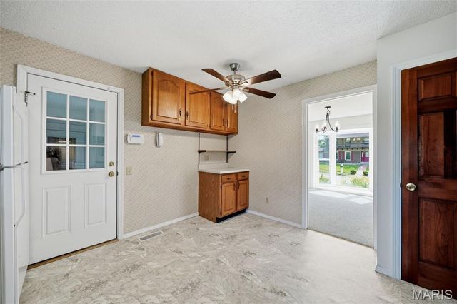 1737 Rosearbor Drive, St Louis, MO 63146