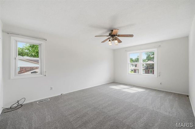1737 Rosearbor Drive, St Louis, MO 63146