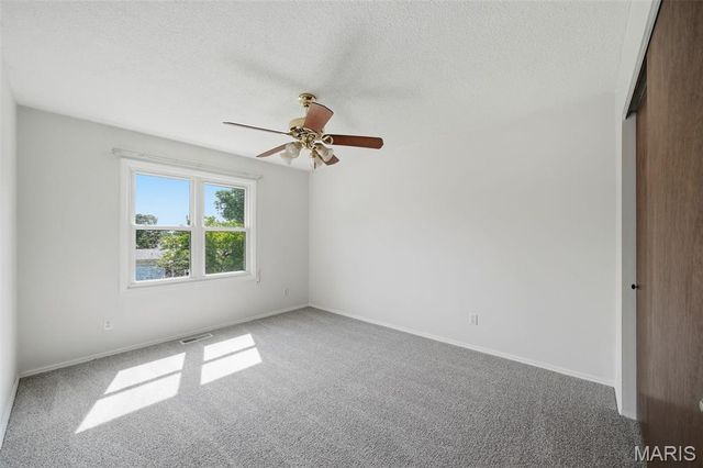 1737 Rosearbor Drive, St Louis, MO 63146