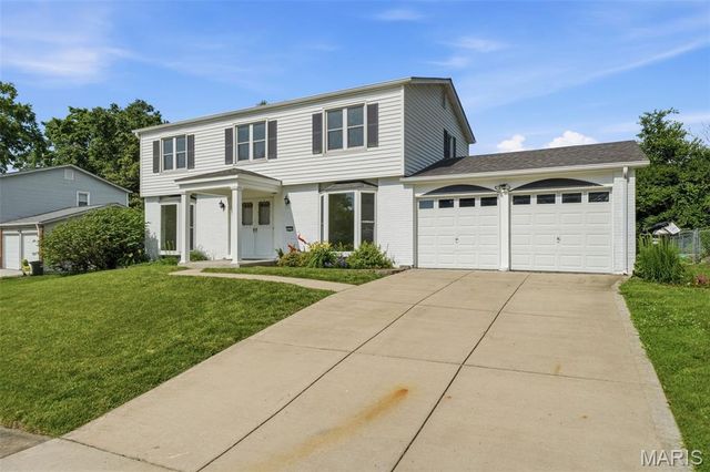1737 Rosearbor Drive, St Louis, MO 63146