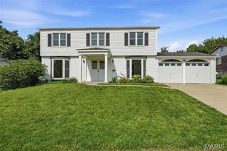 1737 Rosearbor Drive, St Louis, MO 63146