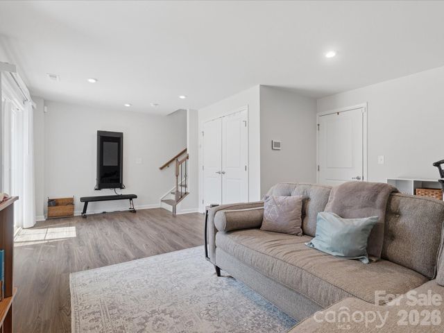 2527 Grantham Place Drive, Fort Mill, SC 29715
