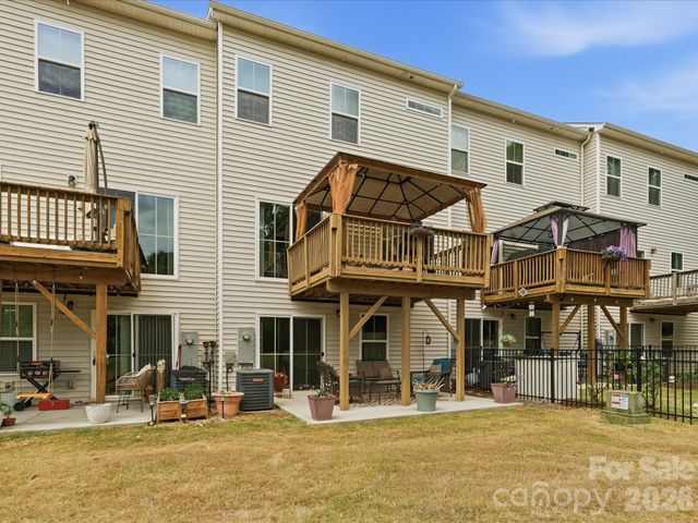 2527 Grantham Place Drive, Fort Mill, SC 29715