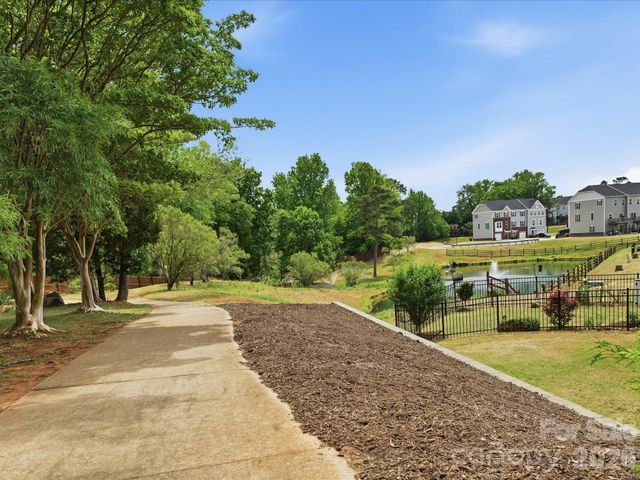 2527 Grantham Place Drive, Fort Mill, SC 29715