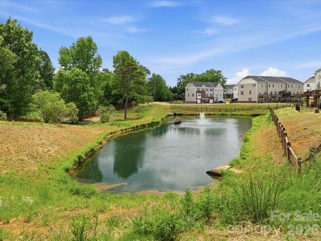 2527 Grantham Place Drive, Fort Mill, SC 29715