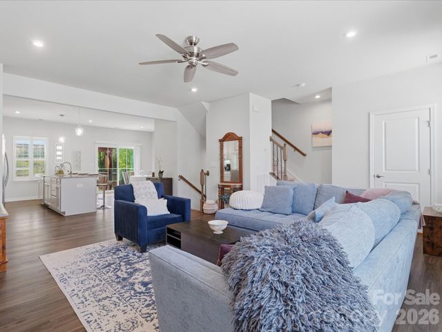 2527 Grantham Place Drive, Fort Mill, SC 29715