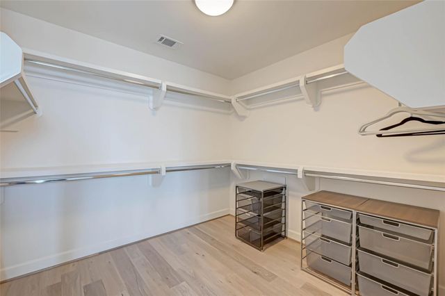 2207 Bancroft Street 1202, Houston, TX 77027