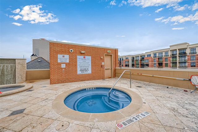 2207 Bancroft Street 1202, Houston, TX 77027