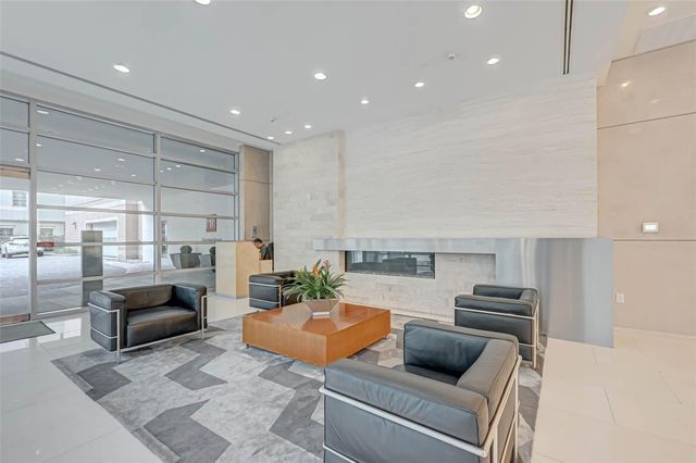 2207 Bancroft Street 1202, Houston, TX 77027