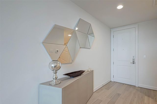 2207 Bancroft Street 1202, Houston, TX 77027