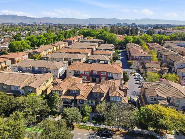 580 De Guigne Drive, Sunnyvale, CA 94085