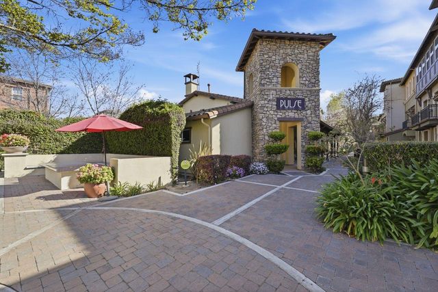 580 De Guigne Drive, Sunnyvale, CA 94085