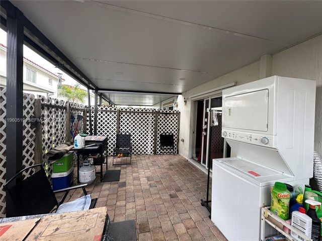 619 SW 2nd Pl 619, Florida City, FL 33034