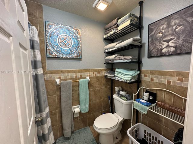 619 SW 2nd Pl 619, Florida City, FL 33034