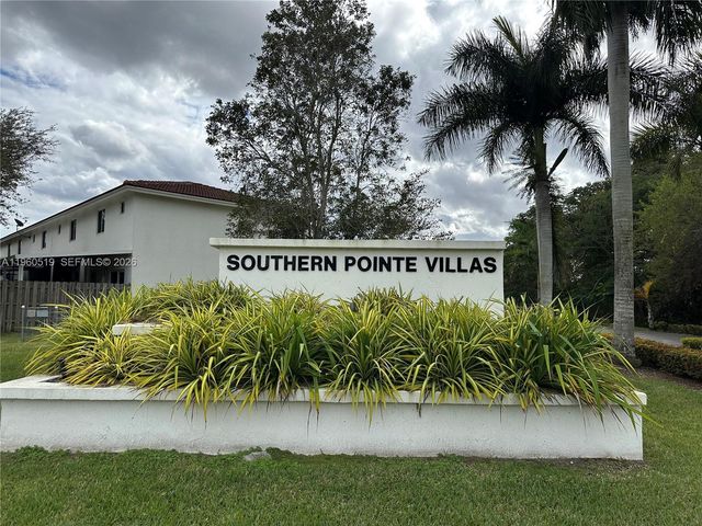 619 SW 2nd Pl 619, Florida City, FL 33034