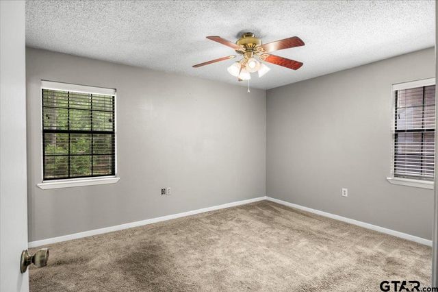 303 Westwood Dr, Troup, TX 75789