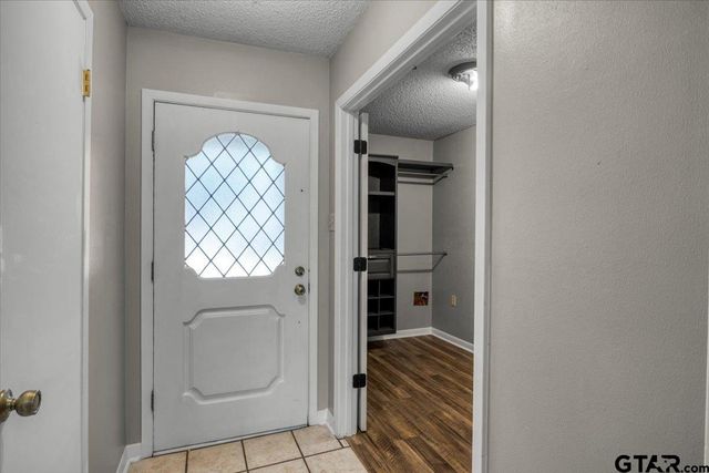 303 Westwood Dr, Troup, TX 75789