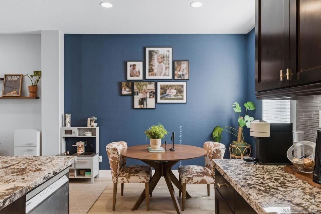 Image 10 of property listing at 2327 Sentinel Ln, San Marcos, CA 92078