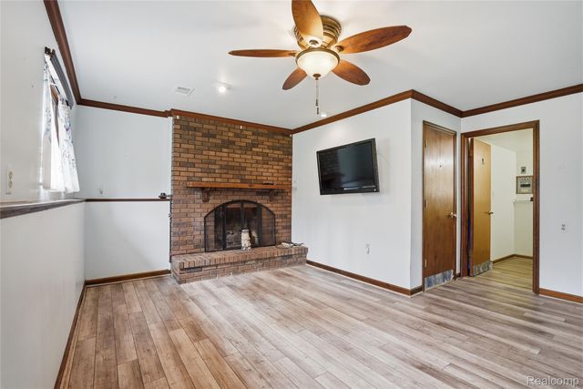1525 E Dawson Road, Milford Charter Township, MI 48381