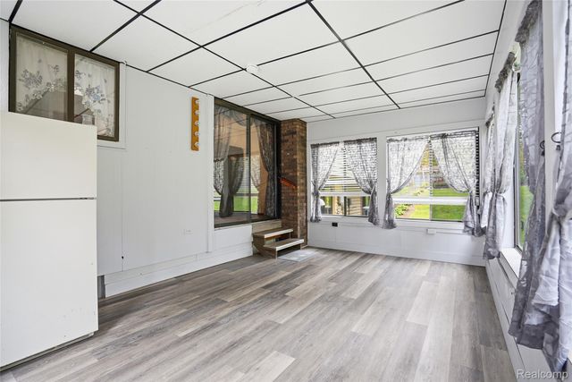 1525 E Dawson Road, Milford Charter Township, MI 48381