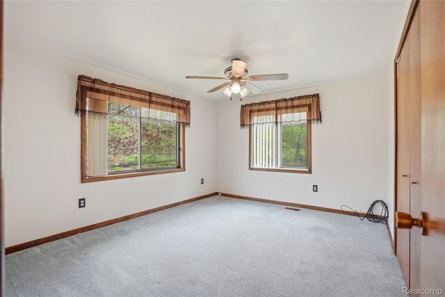 1525 E Dawson Road, Milford Charter Township, MI 48381