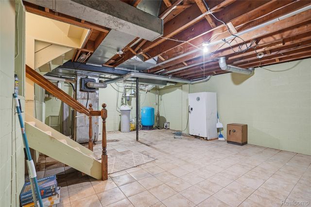 1525 E Dawson Road, Milford Charter Township, MI 48381