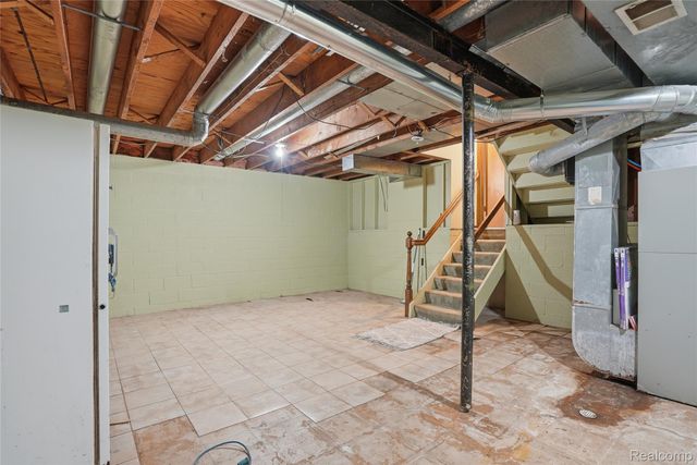 1525 E Dawson Road, Milford Charter Township, MI 48381