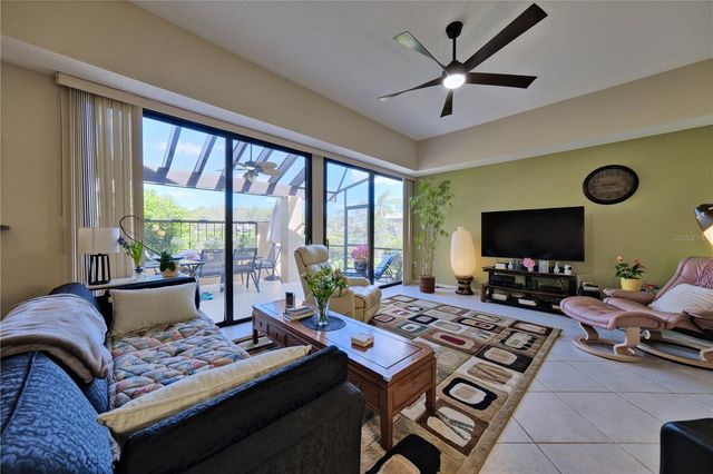 5257 MYRTLE WAY 29, Sarasota, FL 34235