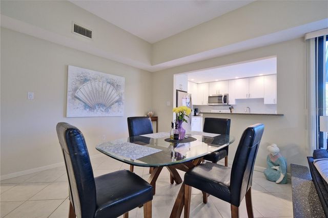 5257 MYRTLE WAY 29, Sarasota, FL 34235