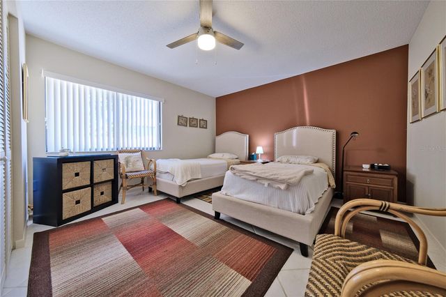 5257 MYRTLE WAY 29, Sarasota, FL 34235