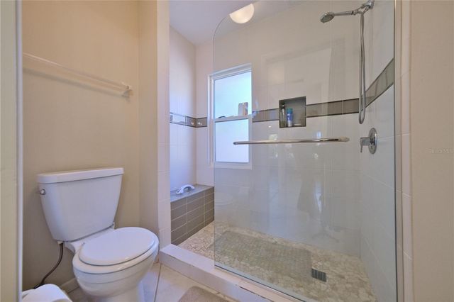 5257 MYRTLE WAY 29, Sarasota, FL 34235