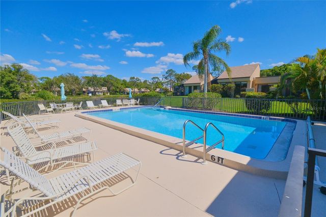 5257 MYRTLE WAY 29, Sarasota, FL 34235