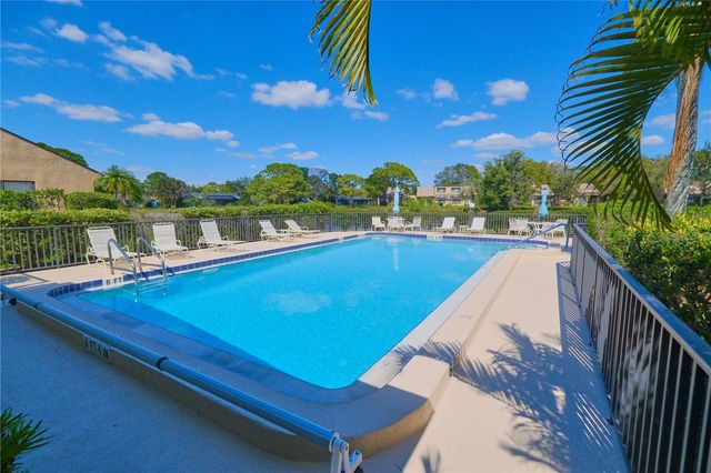 5257 MYRTLE WAY 29, Sarasota, FL 34235