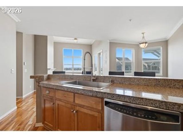 742 Se Fairwinds Loop 742G, Vancouver, WA 98661