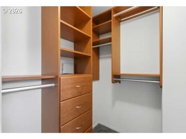 742 Se Fairwinds Loop 742G, Vancouver, WA 98661