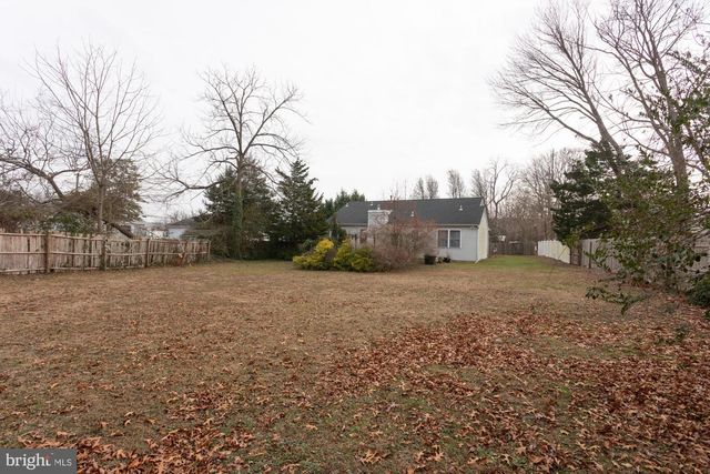 49 OXYCOCUS ROAD, Manahawkin, NJ 08050