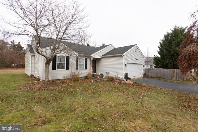 49 OXYCOCUS ROAD, Manahawkin, NJ 08050