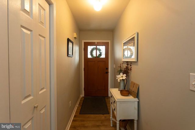 49 OXYCOCUS ROAD, Manahawkin, NJ 08050