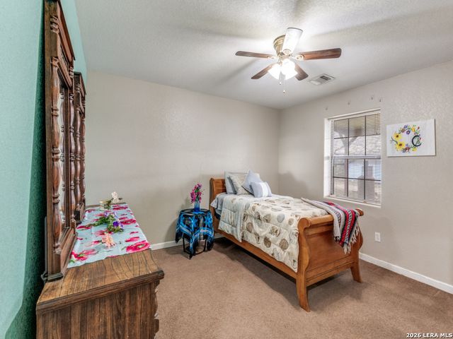 813 Pleasant Acres, Seguin, TX 78155