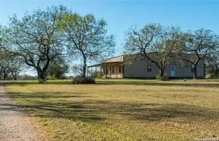 813 Pleasant Acres, Seguin, TX 78155