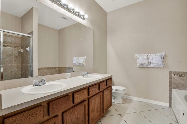 7224 LUMBER PORT DRIVE, Sun City Center, FL 33573